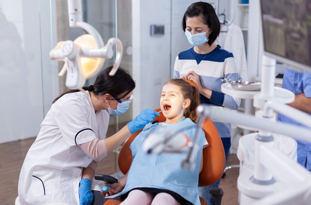 Pediatric Dentistry: Why Choose a Pediatric Dentist for your kids?